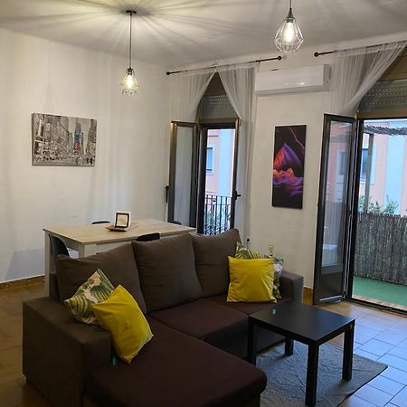 Apartamento Felicitat Figueres  Ngoại thất bức ảnh